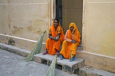04 Fort_Amber_and Elephants,_Jaipur_DSC5151_b_H600